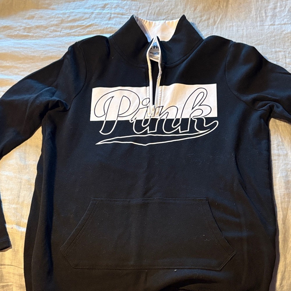 Victoria's Secret Black and White Sweatshirt